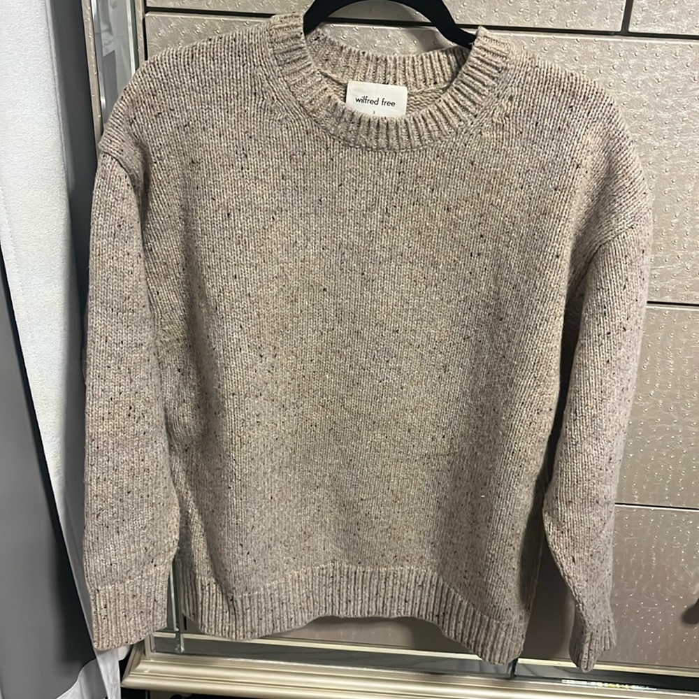 Aritzia Wilfred Free Bronco Sweater